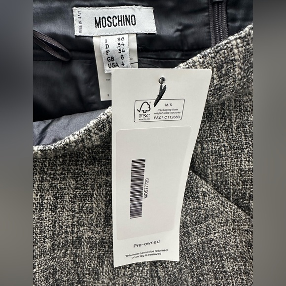 Moschino Grey Tweed Pattern Knee-Length Skirt (Size 4) - Picture 4 of 5